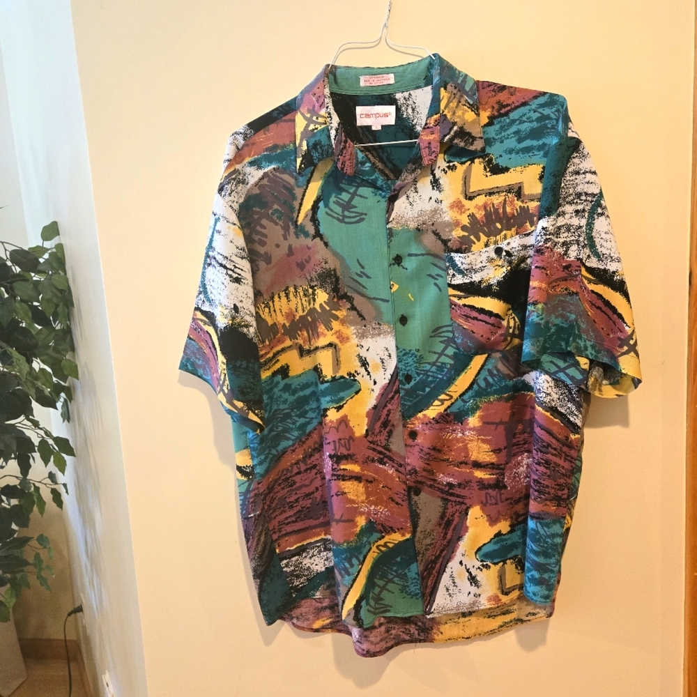 Rare Mens1970s Campus Shirt, Retro Drape, Vintage Cool, Iconic Style, Size Large